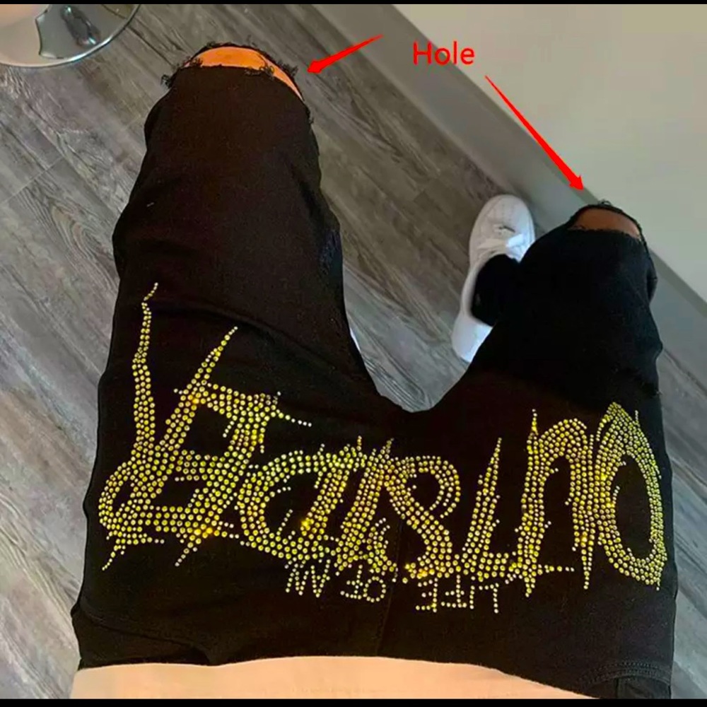 Black pants with gold rhinestone art size 29